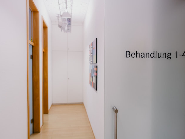 Wartezimmer Zahnarzt Gießen